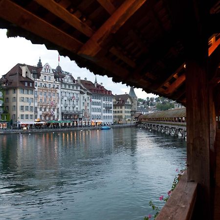 Hotel Pickwick And Pub "The Room With A View" Lucerna Exterior foto